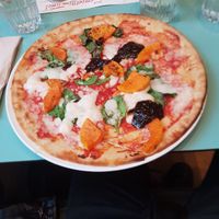 Vegan, gluten free pizza at Zizzi - Covent Garden in London