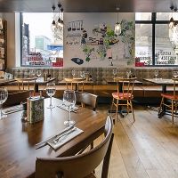 Grewt atmosphere at Zizzi - Notting Hill Gate in West London