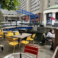 Outdoor dining   at Zizzi - St Katharine's Docks in East London