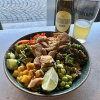 Teriyaki Bowl mit Planted Chicken  at Alex Kitchen in Husum