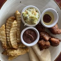Alitas de coliflor.   at La Esquina Vegana in Heredia