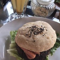 Hamburguesa con salchicha de trigo  at Cinnamon Veggie in Cuernavaca