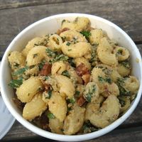 Wonderful pasta salad with cashew & cauliflower and tofu bites 😍 at Chesters by the River in Skelwith Bridge
