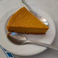 Tarta de queso vegana at La Pascuala in Madrid