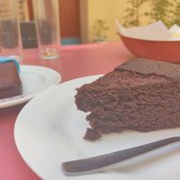 tarta y helado at La Pascuala in Madrid