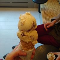 Coconut and snickers-like flavors at Nicecream - Enghave in Copenhagen