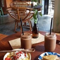 Good Food, Sit Back, RELAX ☕ at Rosie's Cafe in Hoi An