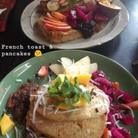 Vegan pancakes & french toast at Rosie's Cafe in Hoi An