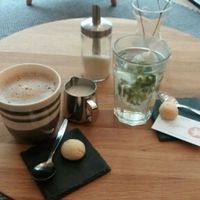 vegan cookies for the coffee at Malu in Dusseldorf