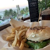 Ahumada burger at Mango y Chile in Bacalar