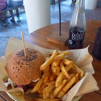 Burger cruji tofu at Mango y Chile in Bacalar