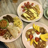 Full English+chickpea omlett+banana pancakes at Paradise Plantbased in North West London