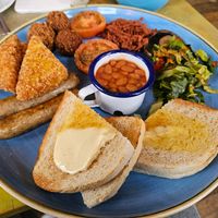 big vegan breakfast (included falafel, which I thought was unusual, but no complaints) at Pico Lounge in Glossop