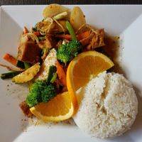 ginger stir fry at Bangkok Happy Bowl in Koloa