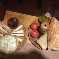 Tzatziki (vegetarian) + pan con tomate  at Lua in Cadaques