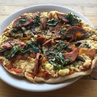 Pizza at Tandana in Quito