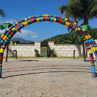 their is an outdoor playground that guest and their children may use between 2 and 3 pm.  at Restaurant Quay in Mallorca