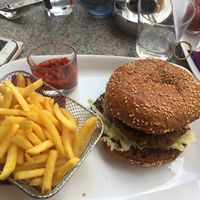 Veggie burger at Bosek's Salt & Sugar in Wagrain