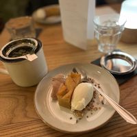 Chocolate mousse, homemade vanilla oatmilk icecream and bread and butter cake on some cacao nibs and toasted oats. Definitely recreating the cake soon!  at BROEI in Utrecht