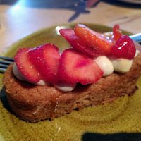 Aardbeienslof at BROEI in Utrecht