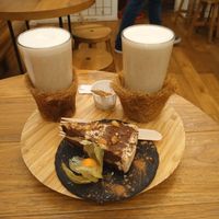 Chai latte and Chocolate Peanut Cake   at #RAW VEGAN FIRENZE in Florence