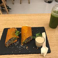 Wonderful wrap and juice at #RAW VEGAN FIRENZE in Florence