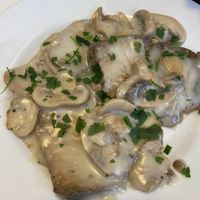 Scallopini e funghi  at Bar Dolcezza in Catania