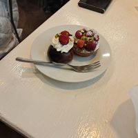 Rum baba and strawberry tart at Bar Dolcezza in Catania
