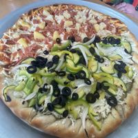 La más es delgada y crujiente   at Veggino's Pizza in Mexico City