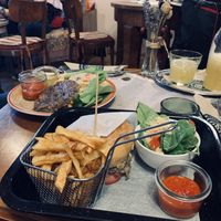 Burger without bun(GF) and regular burger at Lahodnosti in Poprad