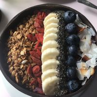 Açaí bowl at Hula Juice Cafe in Edinburgh
