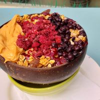 Maca Nana bowl at Hula Juice Cafe in Edinburgh