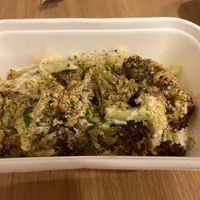 Cauliflower with tahini sauce and zatar by delivery  at Teva in Rio De Janeiro