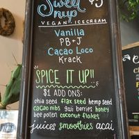 Ice cream options at Celis Produce in West Palm Beach