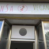 Welcome to AnSa, where you find very delicious Vietnamese vegan food, with absolutely fair prices. 
Please convince yourself. 
We love to see you soon.  at AnSa in Munich