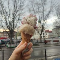 vanilla blackberry and banana lychee at Good Lood in Krakow