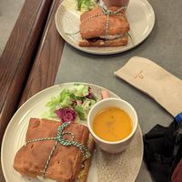  at The Sister in Brussels