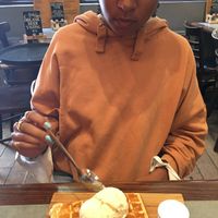 St. Gilles ( vanilla soy icecream and peanut butter) at The Sister in Brussels