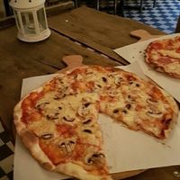 Vegan Fungi  at Pizza Loft in Krakow