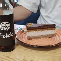 Snickers cake with vegan cola at Eletkert - Garden Life in Szombathely