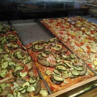 PIZZE at Hank Vegan Pizza in Paris