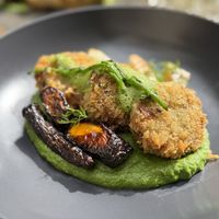   at Le Cheval Blanc  in Saint-antonin-noble-val