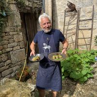   at Le Cheval Blanc  in Saint-antonin-noble-val