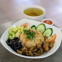 Vegan lion’s mane mushroom rice at FIREFLY 萤火虫 by Thunder Tree in Central Singapore