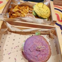  at Flower Burger in Monza