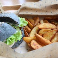 Meat eater approved! Filling, Cheap, Vegan! at Flower Burger in Monza