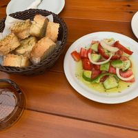 garlic bread& salad at Milos Taverna in Crete