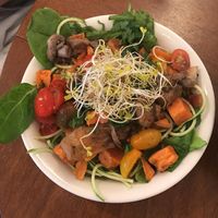 Oregano & Lemon salad with Mushrooms at SLA - Utrechtsestraat in Amsterdam
