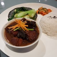 Vinegar stew rice set. The vinegar stew is quite good, though the side veggie that came with the set was a bit disappointing. I found the portion a bit small. If you like vinegar stew, order it ala carte for a bigger portion. at Mori Tea House and Residence in Malacca