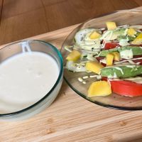 Primero. Crema de patata y ensalada.   at Natu in Santander